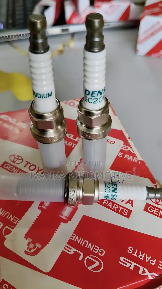 Genuine Toyota Iridium Spark Plugs (90919-01253 / 90919-01210) - 1