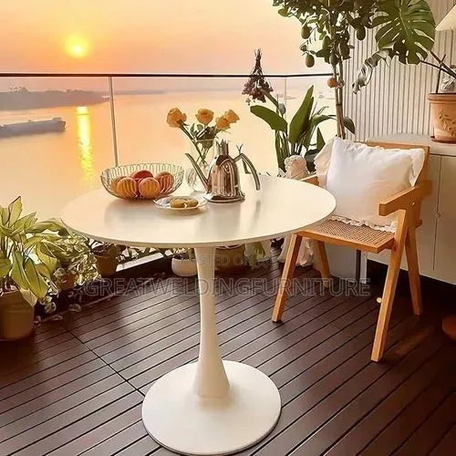 White Modern Round Tulip Dining Table - 1