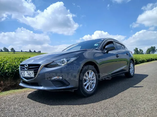 Mazda Axela SV Premium 2014 Grey - 1