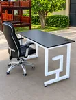 Boss Office Products Dawati la Chuma Nyeupe na Kiti cha Ngozi - 2