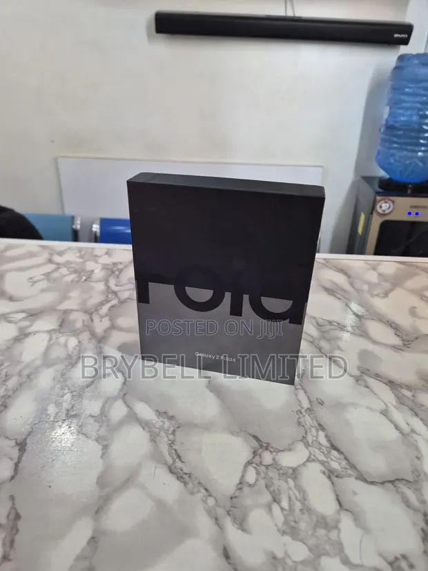 New Samsung Galaxy Z Fold4 512GB Green - 1