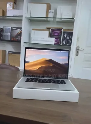 Apple MacBook Pro 2018 15" Core i7 16GB RAM 256GB SSD