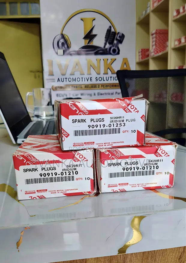 Wholesale Toyota Spark Plugs (10 pcs) - 1