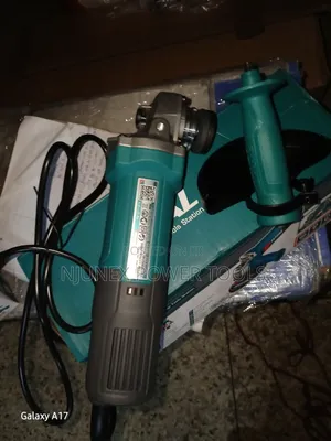TOTAL 4-Inch 750W Angle Grinder