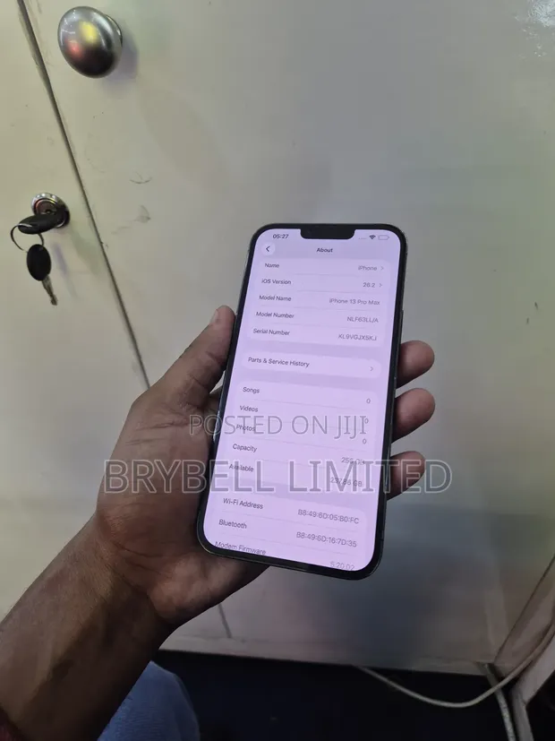 Apple iPhone 13 Pro Max 256GB Gray - 1