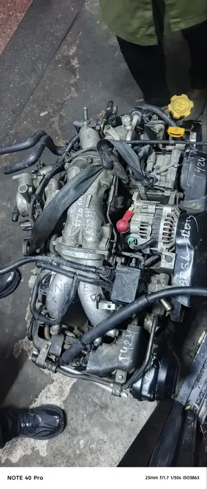Subaru Legacy EJ20 Complete Engine (BH5)