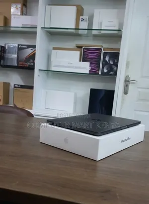 Apple MacBook Pro 2020 13" Intel Core i7 32GB RAM 512GB SSD
