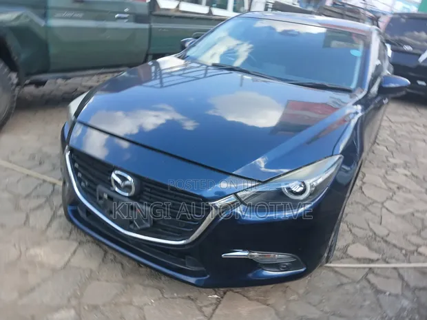 Mazda Axela 2018 Black - 1
