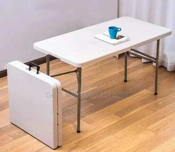 Polypropylene Foldable Patio Outdoor Table - 1