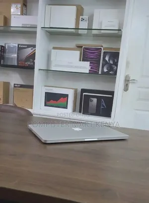 Apple MacBook Pro 2019 13" Intel Core i7 16GB RAM 256GB SSD