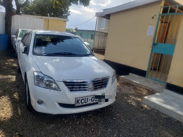 Toyota Premio 2013 White - 1