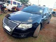 Volkswagen Passat 2008 Nyeusi - 2