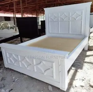Modern White Panel Queen Size Wooden Bed Frame