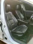 Mazda Axela 2016 Nyeupe - 4