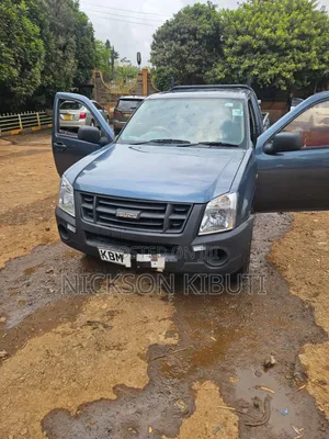 Toyota Hilux Double Cab 2019 Kijivu