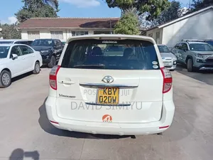 Toyota Vanguard 2008 Nyeupe