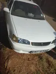 Toyota Corolla 1998 White - 1
