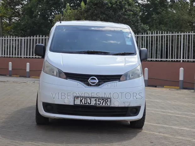Nissan NV200 2015 Nyeupe - 1