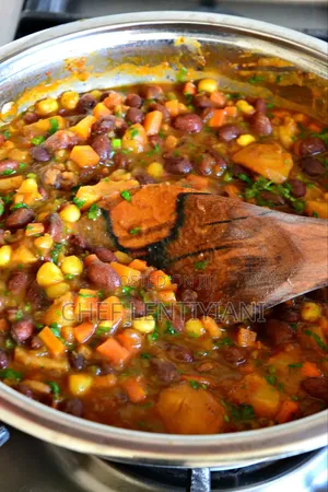 Mhudumu wa Chakula Binafsi na Upishi na The Kitchen View