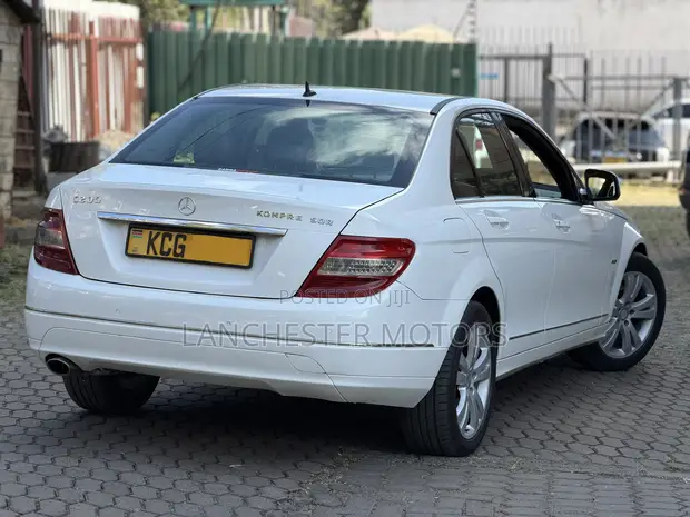 Mercedes-Benz C200 Avant-garde 2008 - 1