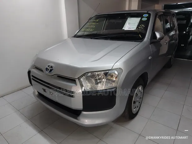 Toyota Probox 1.5 DX 2WD 2020 Nyeupe - 1