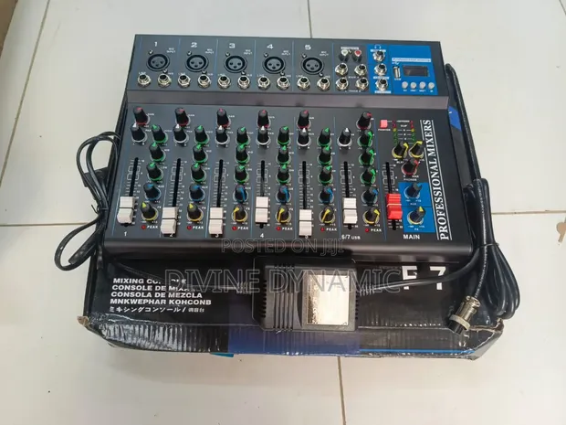 Professional Plain Mixer F-7, 7-Channel - 1