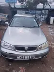 Nissan Sylphy 2005 Nyeusi - 4
