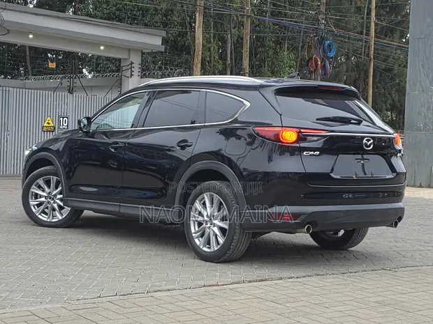 Mazda CX-8 2.2 AWD (Viti 7) 2018 Nyeusi - 1