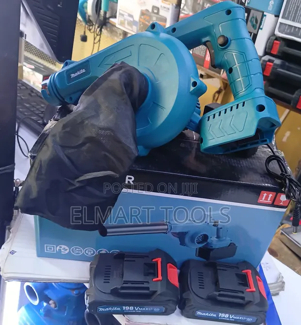 Makita 2-in-1 Cordless Air Blower and Vacuum - 1