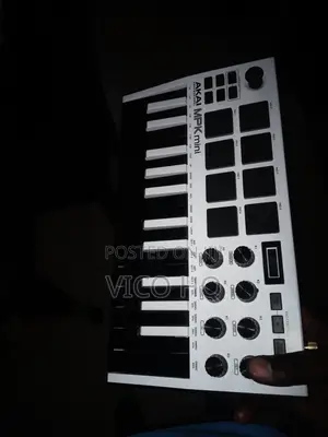 Akai MPK Mk3 Mini MIDI Controller