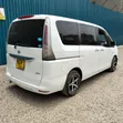 Nissan Serena 2012 White - 2