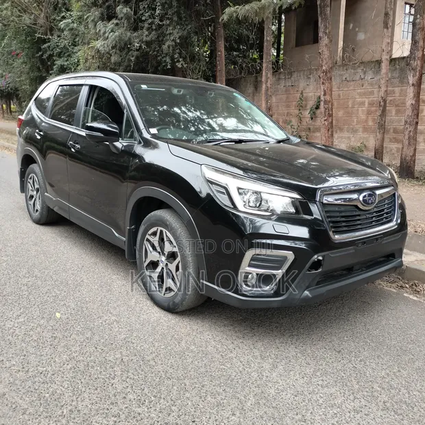 Subaru Forester 2018 Black - 1