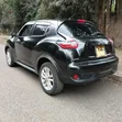 Nissan Juke S 2014 Nyeusi - 2