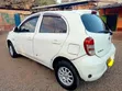 Nissan March 2012 Nyeupe - 4