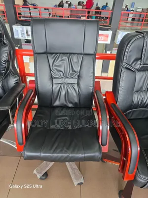 Executive Leather Office Chair - Brand New
