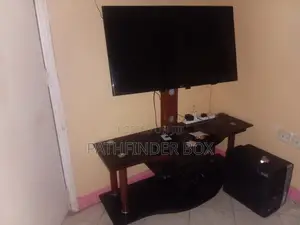 Samsung 40 Inch Full HD TV with Stand