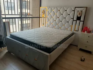 5x6 Bed with Mattress and Drawer