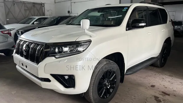 Toyota Land Cruiser Prado 2021 White - 1
