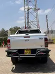 Toyota Hilux 2014 Silver - 2