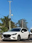 Mazda Axela 2019 Nyeupe - 2