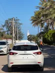 Mazda Axela 2019 Nyeupe - 4