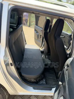 Toyota Succeed 2018 Nyeupe