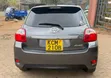 Toyota Auris 2010 Silver - 2