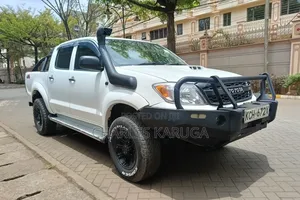 Toyota Hilux Double Cab 2011