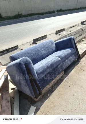Modern 3-Seater Sofa - Gray
