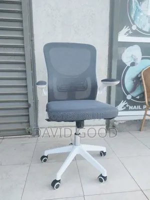Boss Office Products Kiti cha Semi-Ergonomic