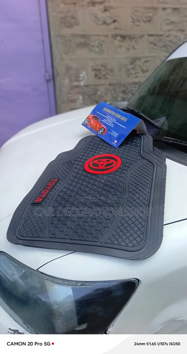 Honeycomb Toyota Branded Floor Mats - Brand New - 1