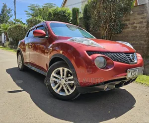 Nissan Juke S AWD 2011 Nyeusi