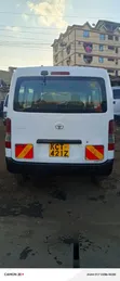 Toyota TownAce Van 2011 White - 3