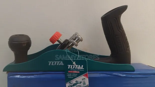 Total Precision Wood Planing Tool - 1